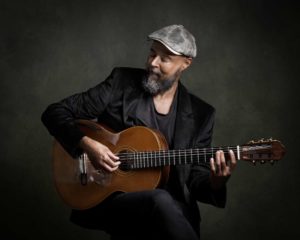 Kay-Sleking-Gitaar-1-LR